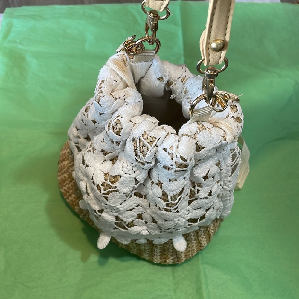 Straw with Lace Overlay Bucket Purse, EUC